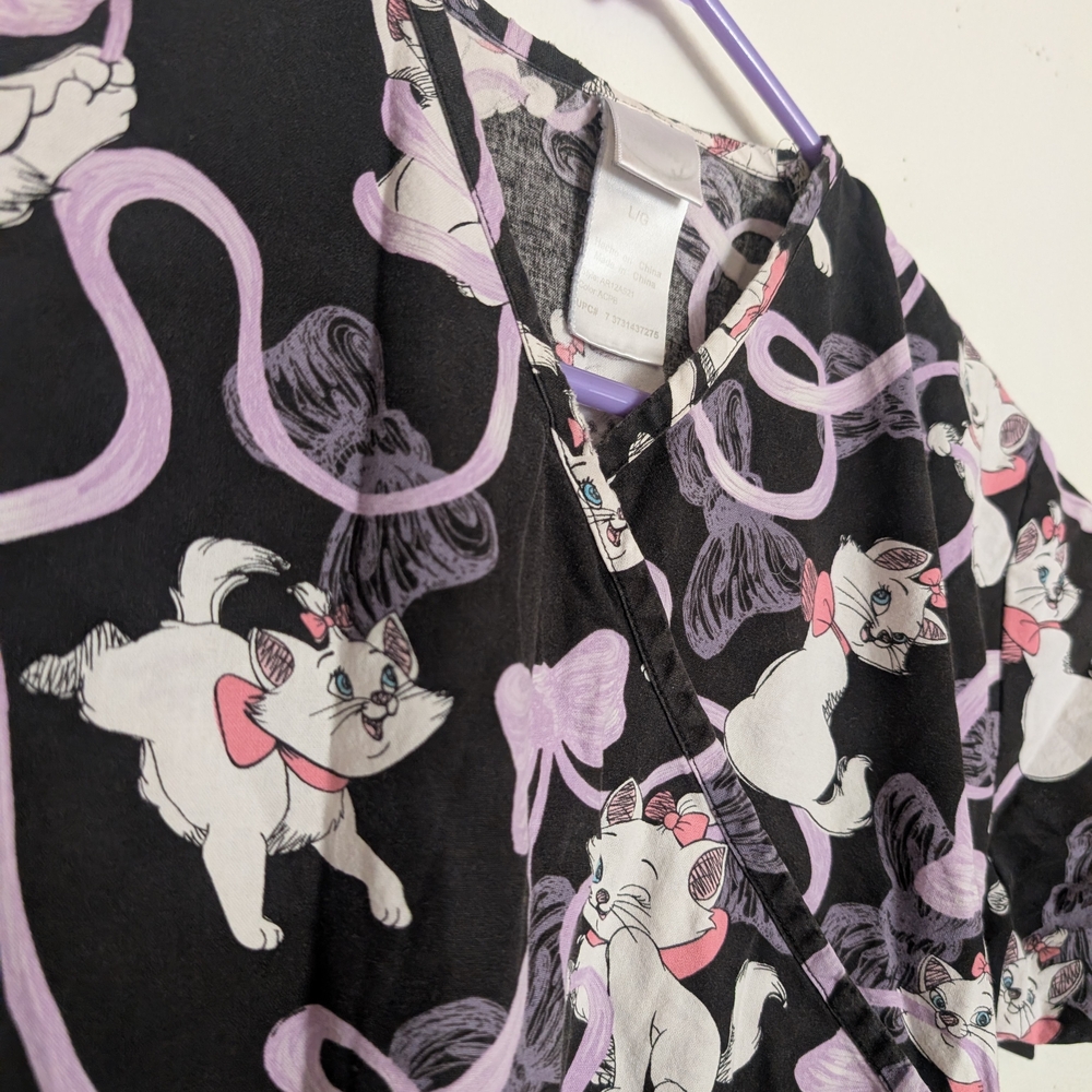 Disney "The Aristocrats, Marie" Scrub Top - Picture 2 of 4